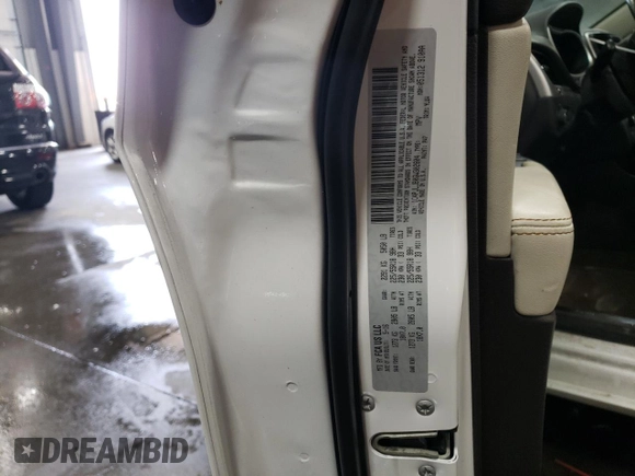 2016 Jeep Cherokee Overland with VIN 1C4PJLJB0GW302604, listed as a Copart auction lot 70624834 with 96,394 mi miles and Salvage title. Bid and sale history available at DreamBid. Image 13.