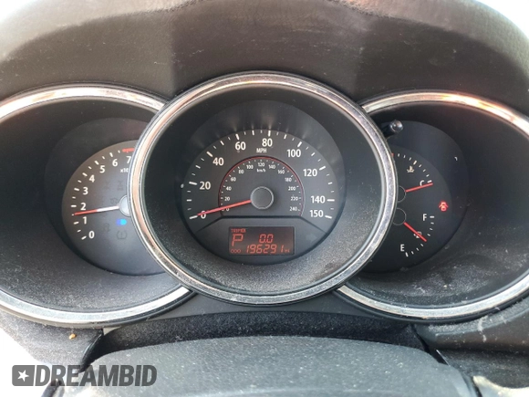 2011 Kia Sorento LX with VIN 5XYKT4A20BG125875, listed as a Copart auction lot 52759345 with 196,291 mi miles and Clean Title. Bid and sale history available at DreamBid. Image 9.