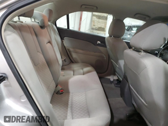 2012 Ford Fusion SE z VIN 3FAHP0HA5CR371175, wystawiony jako Copart lot #52073675 z przebiegiem 135 813 mil mil oraz Czysty tytuł • Clean title. Historia ofert i sprzedaży dostępna na DreamBid. Obrazek 10.