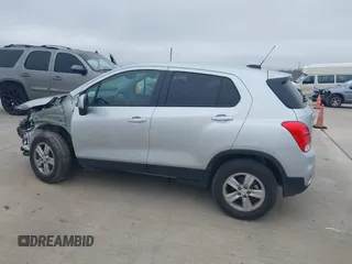 2022 Chevrolet Trax LS with VIN KL7CJNSM1NB527142, listed as a IAAI auction lot 41571815 with 13,136 mi miles. Bid and sale history available at carsss.com. Image 14.