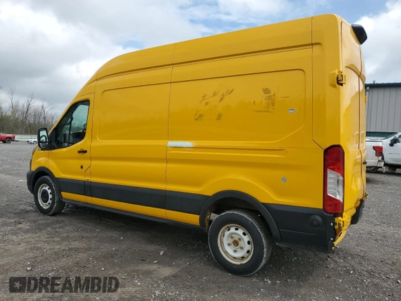 2022 Ford Transit Cargo z VIN 1FTBR1X85NKA42773, wystawiony jako Copart lot #57188295 z przebiegiem 59 108 mil mil oraz Szkody całkowita. Historia ofert i sprzedaży dostępna na DreamBid. Obrazek 2.