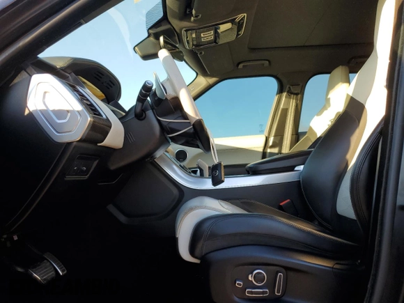 2021 Land Rover Range Rover Sport SVR with VIN SALWZ2RE5MA780919, listed as a Copart auction lot 84604744 with 36,867 mi miles and Salvage Title. Bid and sale history available at DreamBid. Image 7.