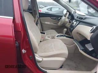 2014 Nissan Rogue SV with VIN 5N1AT2MV4EC750368, listed as a IAAI auction lot 41555157 with 197,315 mi miles. Bid and sale history available at carsss.com. Image 5.