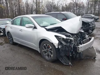 2015 Nissan Altima SV z VIN 1N4AL3AP4FC279619, wystawiony jako IAAI lot #41898660 z przebiegiem Nie podano mil oraz . Historia ofert i sprzedaży dostępna na DreamBid. Obrazek 1.
