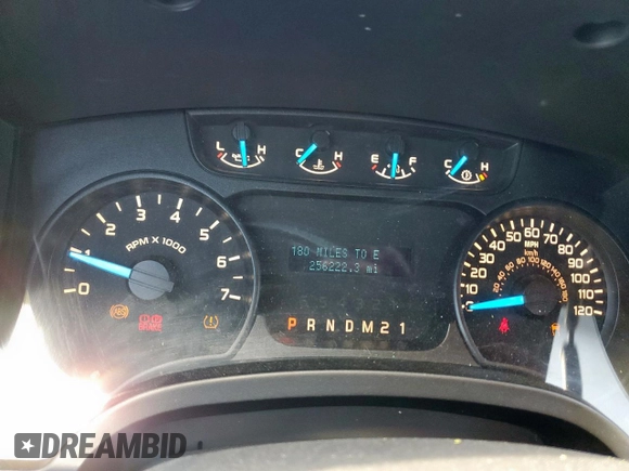 2014 Ford F-150 XL с VIN 1FTEW1CM0EKD79764, выставлен на аукционе Copart как лот 59053215 с пробегом 256 222 миль миль и Списание • Salvage title. История ставок и продаж доступна на DreamBid. Изображение 9.