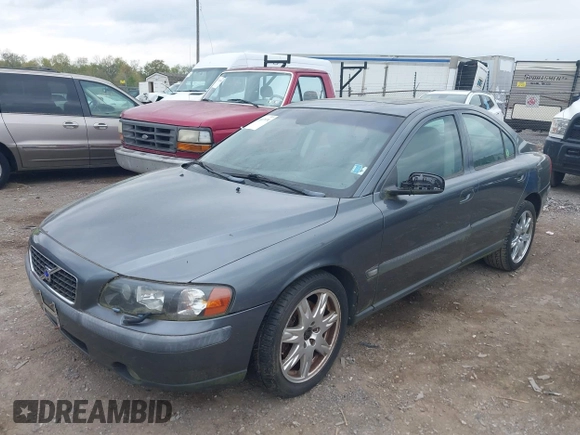 2004 Volvo S60 with VIN YV1RH59H342411127, listed as a IAAI auction lot 42107974 with 113,211 mi miles. Bid and sale history available at carsss.com. Image 6.