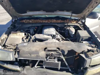 2004 Chevrolet Silverado 1500 LS with VIN 2GCEC19T241379481, listed as a Copart auction lot 48915705 with 111,331 mi miles and Salvage Title. Bid and sale history available at carsss.com. Image 13.