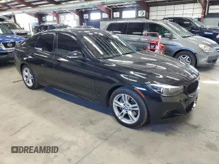2019 BMW 3 Series 340i xDrive with VIN WBA8Y3C5XKBP41779, listed as a Copart auction lot 77121564 with 111,774 mi miles and Clean Title. Bid and sale history available at carsss.com. Image 4.