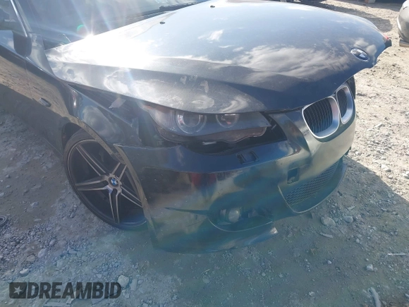 2007 BMW 5 Series 525i with VIN WBANE53517CW62137, listed as a IAAI auction lot 41163353 with 224,428 mi miles and . Bid and sale history available at carsss.com. Image 6.