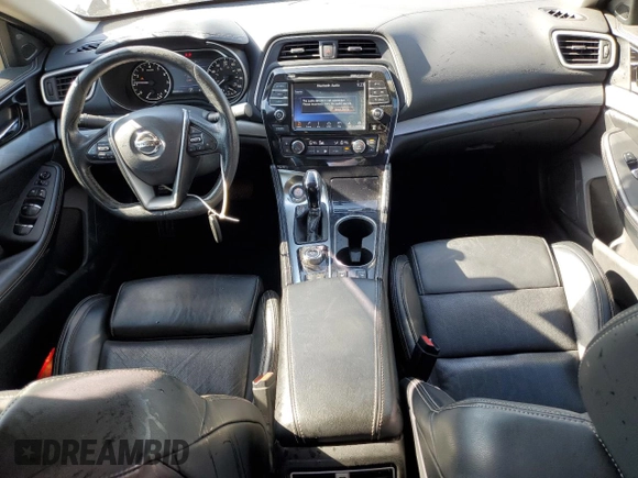 2016 Nissan Maxima SR z VIN 1N4AA6AP0GC900069, wystawiony jako Copart lot #53758245 z przebiegiem 88 690 mil mil oraz Szkoda całkowita • Salvage title. Historia ofert i sprzedaży dostępna na DreamBid. Obrazek 8.