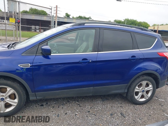 2016 Ford Escape SE z VIN 1FMCU9GX9GUB75094, wystawiony jako IAAI lot #42331270 z przebiegiem 162 288 mil mil oraz . Historia ofert i sprzedaży dostępna na DreamBid. Obrazek 14.