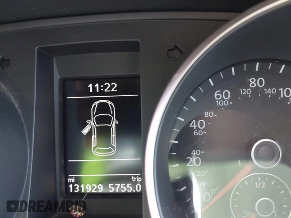 2014 Volkswagen Jetta TDI with VIN 3VWPL7AJ0EM611346, listed as a IAAI auction lot 42533049 with 131,929 mi miles and . Bid and sale history available at DreamBid. Image 15.