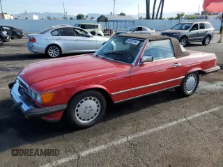 1986 Mercedes-Benz 560 with VIN WDBBA48D3GA036952, listed as a Copart auction lot 65465294 with 167,045 mi miles and Salvage Title. Bid and sale history available at carsss.com. Image 1.