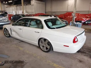 2008 Jaguar XJ Vanden Plas with VIN SAJWA82B28SH29030, listed as a IAAI auction lot 41231242 with 62,632 mi miles. Bid and sale history available at carsss.com. Image 3.
