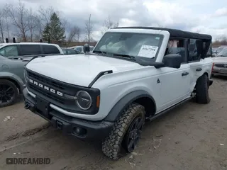 2022 Ford Bronco with VIN 1FMDE5BH2NLB90209, listed as a IAAI auction lot 41847294 with 17,721 mi miles. Bid and sale history available at carsss.com. Image 2.