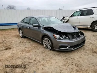 2019 Volkswagen Passat Wolfsburg Edition z VIN 1VWLA7A30KC013616, wystawiony jako Copart lot #46643715 z przebiegiem 47 073 mil mil oraz Szkoda całkowita • Salvage title. Historia ofert i sprzedaży dostępna na DreamBid. Obrazek 11.