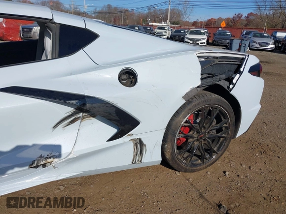2024 Chevrolet Corvette 3LT with VIN 1G1YC2D4XR5107665, listed as a IAAI auction lot 40895346 with 6,538 mi miles. Bid and sale history available at carsss.com. Image 17.
