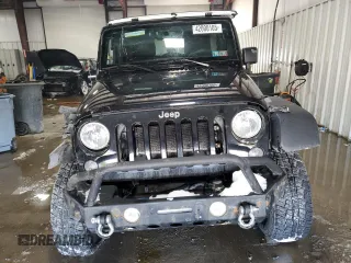 2018 Jeep Wrangler JK Unlimited Sport S with VIN 1C4BJWDG3JL854707, listed as a Copart auction lot 42000105 with 92,903 mi miles and Salvage Title. Bid and sale history available at carsss.com. Image 5.