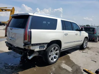 2015 Cadillac Escalade z VIN 1GYS3TKJ6FR673350, wystawiony jako Copart lot #61661614 z przebiegiem 119 249 mil mil oraz Czysty tytuł • Clean title. Historia ofert i sprzedaży dostępna na DreamBid. Obrazek 3.