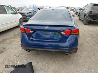 2024 Nissan Altima 2.5 SR with VIN 1N4BL4CV4RN424513, listed as a IAAI auction lot 41722059 with 11,020 mi miles. Bid and sale history available at carsss.com. Image 17.