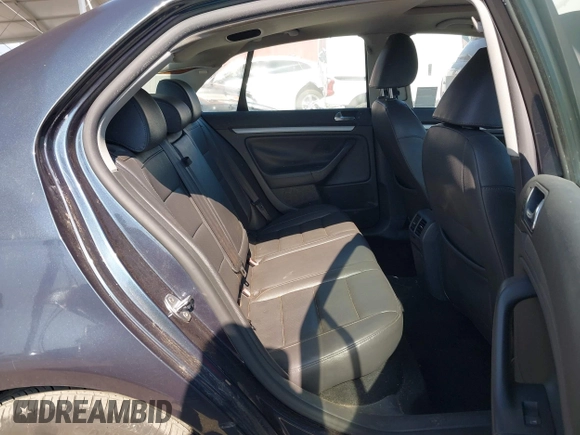 2009 Volkswagen Jetta TDI with VIN 3VWRL71K99M030967, listed as a IAAI auction lot 42759631 with 152,336 mi miles and . Bid and sale history available at DreamBid. Image 8.