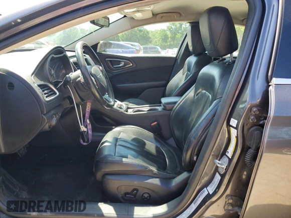 2015 Chrysler 200 Limited with VIN 1C3CCCAG7FN714323, listed as a Copart auction lot 52124485 with 138,728 mi miles and Clean Title. Bid and sale history available at carsss.com. Image 7.
