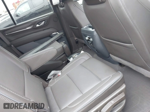 2024 GMC Yukon Denali with VIN 1GKS2DKL4RR386288, listed as a IAAI auction lot 41720262 with 5,736 mi miles. Bid and sale history available at carsss.com. Image 8.