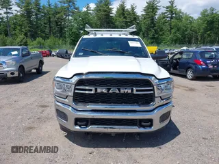 2022 Ram 2500 Tradesman with VIN 3C6UR5CLXNG368285, listed as a IAAI auction lot 39611405 with 25,645 mi miles. Bid and sale history available at carsss.com. Image 13.