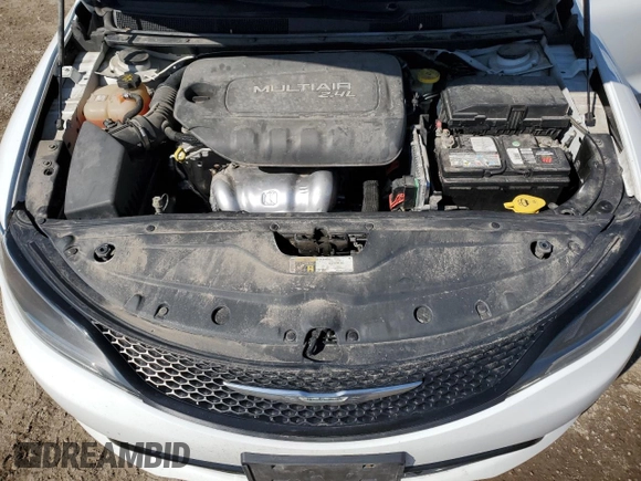 2015 Chrysler 200 S z VIN 1C3CCCBB9FN740070, wystawiony jako Copart lot #52741725 z przebiegiem 250 506 mil mil oraz Nie do naprawy • Non repairable. Historia ofert i sprzedaży dostępna na DreamBid. Obrazek 11.