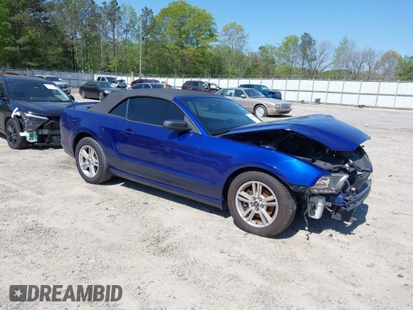 2013 Ford Mustang V6 with VIN 1ZVBP8EM7D5235869, listed as a IAAI auction lot 42000558 with 90,757 mi miles and . Bid and sale history available at DreamBid. Image 1.