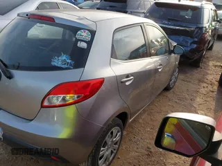 2012 Mazda 2 Sport with VIN JM1DE1KY8C0132164, listed as a IAAI auction lot 41101183 with Not Provided miles. Bid and sale history available at carsss.com. Image 4.