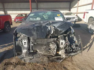 2016 Chrysler 200 Limited with VIN 1C3CCCAB6GN133076, listed as a IAAI auction lot 41369603 with 72,566 mi miles. Bid and sale history available at carsss.com. Image 13.