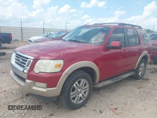 2010 Ford Explorer Eddie Bauer с VIN 1FMEU6EE0AUA34107, выставлен на аукционе IAAI как лот 42479584 с пробегом 178 812 миль миль и . История ставок и продаж доступна на DreamBid. Изображение 2.