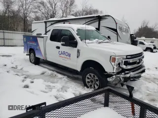 2022 Ford F-250 XL with VIN 1FT7X2B68NED37016, listed as a Copart auction lot 45177185 with 38,308 mi miles and Salvage Title. Bid and sale history available at DreamBid. Image 4.