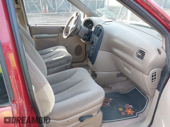 2001 Dodge Caravan SE with VIN 1B4GP25BX1B239669, listed as a IAAI auction lot 41636085 with 205,354 mi miles and . Bid and sale history available at DreamBid. Image 5.