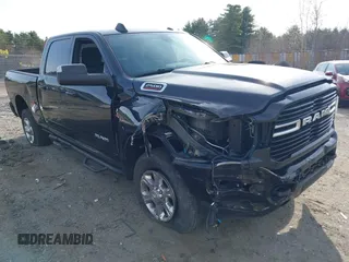 2020 Ram 2500 Big Horn z VIN 3C6UR5DL1LG115240, wystawiony jako IAAI lot #42073613 z przebiegiem 44 418 mil mil oraz . Historia ofert i sprzedaży dostępna na DreamBid. Obrazek 1.