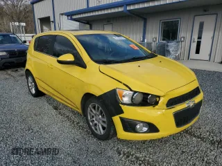 2016 Chevrolet Sonic LT with VIN 1G1JC6SB0G4101838, listed as a Copart auction lot 87365014 with 129,357 mi miles and Clean Title. Bid and sale history available at carsss.com. Image 4.