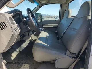 2008 Ford F-250 with VIN 1FTSF20R08EB11969, listed as a Copart auction lot 46928275 with 126,135 mi miles and Salvage title. Bid and sale history available at DreamBid. Image 7.