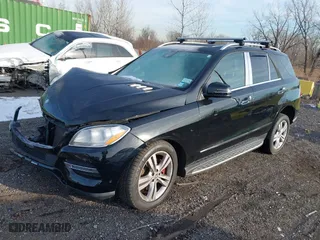 2014 Mercedes-Benz M-Class ML 350 with VIN 4JGDA5HB5EA334264, listed as a IAAI auction lot 41154262 with 91,151 mi miles. Bid and sale history available at carsss.com. Image 16.