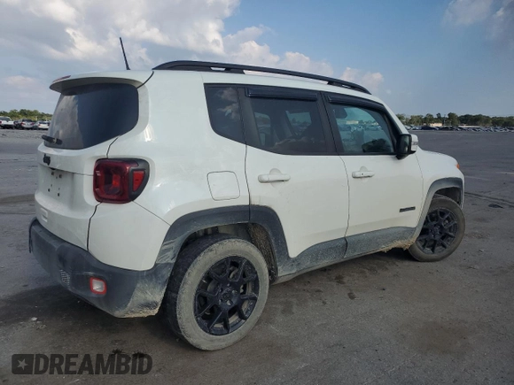 2020 Jeep Renegade Altitude with VIN ZACNJABB2LPL31651, listed as a Copart auction lot 68402614 with 135,031 mi miles and Salvage Title. Bid and sale history available at DreamBid. Image 3.