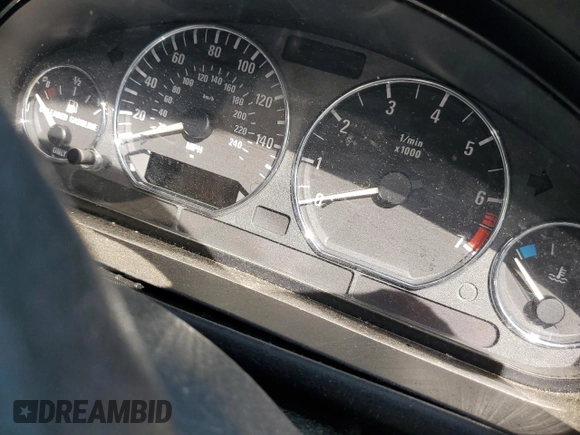 2000 BMW Z3 2.5 z VIN 4USCH9342YLF85373, wystawiony jako Copart lot #56733025 z przebiegiem Nie podano mil oraz Szkoda całkowita • Salvage title. Historia ofert i sprzedaży dostępna na DreamBid. Obrazek 9.