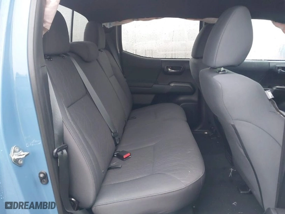 2019 Toyota Tacoma 4WD SR with VIN 5TFCZ5AN2KX174866, listed as a IAAI auction lot 41481133 with 34,773 mi miles. Bid and sale history available at carsss.com. Image 8.