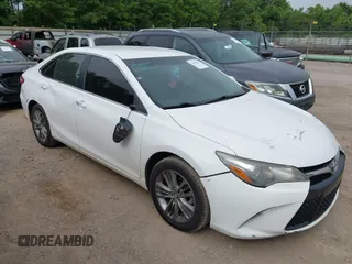 2017 Toyota Camry XLE z VIN 4T1BF1FK2HU712337, wystawiony jako IAAI lot #42389428 z przebiegiem 186 915 mil mil oraz . Historia ofert i sprzedaży dostępna na DreamBid. Obrazek 6.