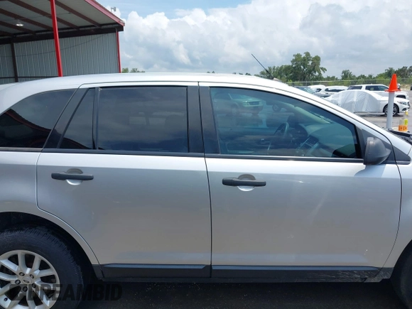 2013 Ford Edge SE with VIN 2FMDK3GC0DBE33153, listed as a IAAI auction lot 42366900 with 130,894 mi miles and . Bid and sale history available at DreamBid. Image 13.
