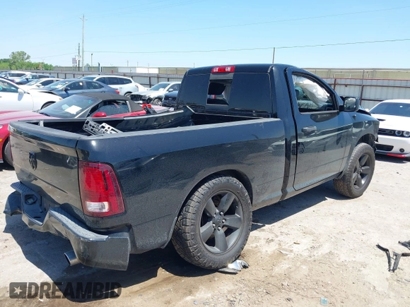 2015 Ram 1500 Tradesman z VIN 3C6JR6AT2FG563942, wystawiony jako IAAI lot #41984985 z przebiegiem 111 814 mil mil oraz . Historia ofert i sprzedaży dostępna na DreamBid. Obrazek 4.