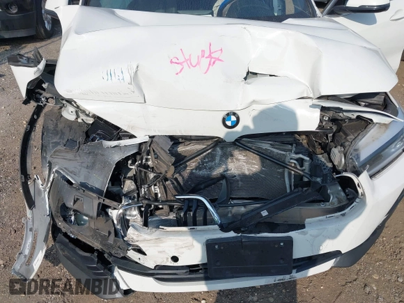 2022 BMW X2 sDrive28i z VIN WBXYH9C04N5U11829, wystawiony jako IAAI lot #40184510 z przebiegiem 59 426 mil mil oraz . Historia ofert i sprzedaży dostępna na DreamBid. Obrazek 10.