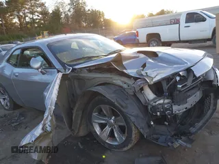2016 Dodge Challenger SXT с VIN 2C3CDZAG0GH344813, выставлен на аукционе IAAI как лот 41091908 с пробегом 105 813 миль миль и . История ставок и продаж доступна на DreamBid. Изображение 6.