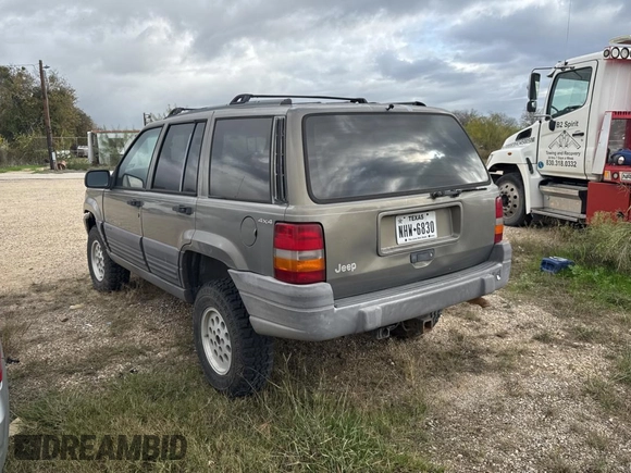 1996 Jeep Grand Cherokee Laredo with VIN 1J4GZ58S9TC161645, listed as a Copart auction lot 85896144 with 0 mi miles and Clean Title. Bid and sale history available at carsss.com. Image 3.