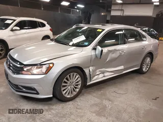 2016 Volkswagen Passat SE z VIN 1VWBT7A30GC020823, wystawiony jako IAAI lot #42204074 z przebiegiem 87 784 mil mil oraz . Historia ofert i sprzedaży dostępna na DreamBid. Obrazek 2.