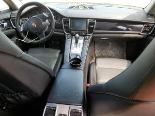 2016 Porsche Panamera 4 with VIN WP0AA2A72GL007825, listed as a Copart auction lot 46689204 with 92,547 mi miles. Bid and sale history available at carsss.com. Image 8.